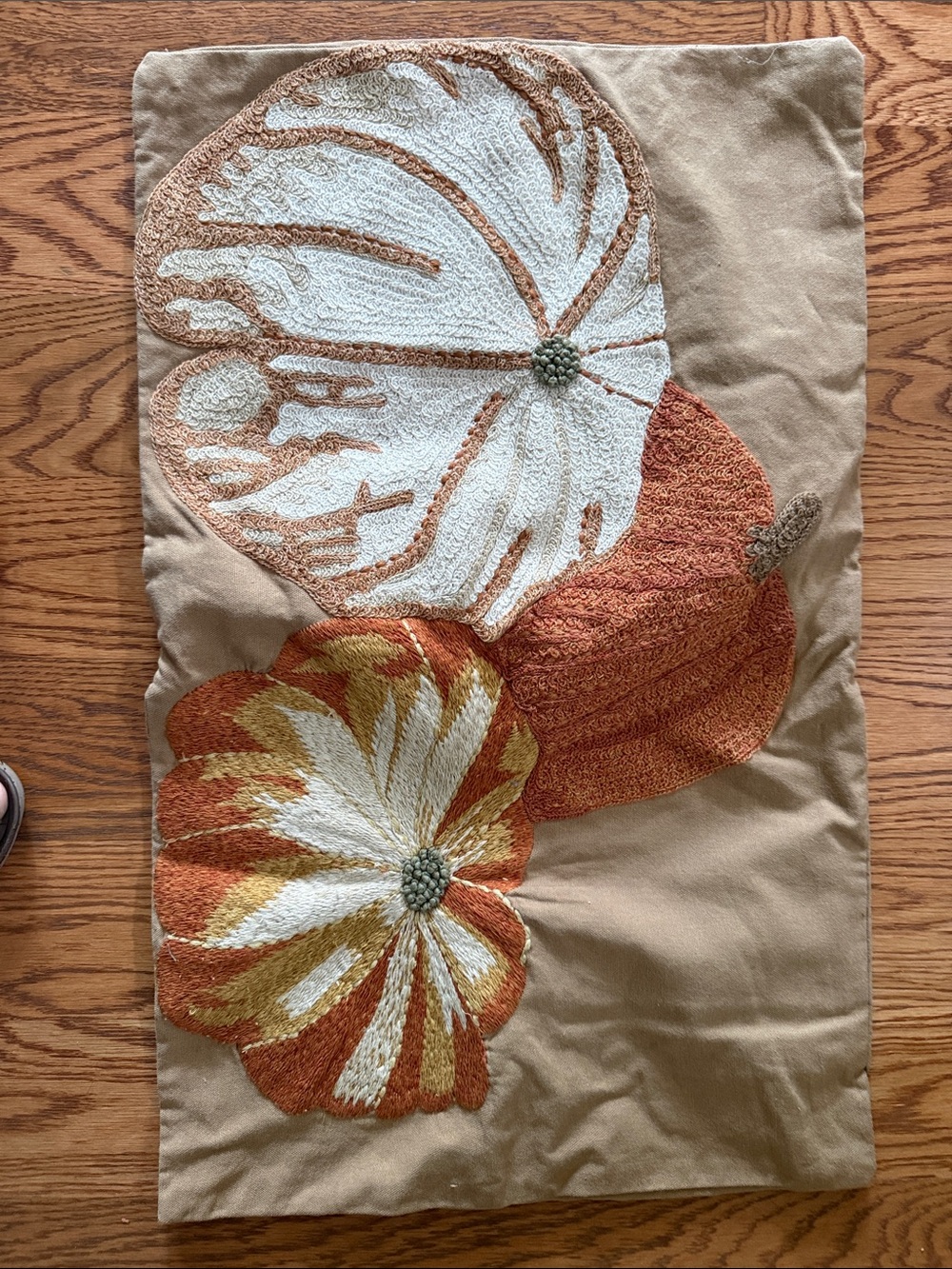 Embroidered Pumpkin Accent Bath Mat - Tan/Orange/White